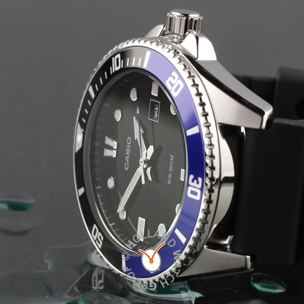 CASIO Herren Digital Quarz Uhr mit Resin Armband Cameroon